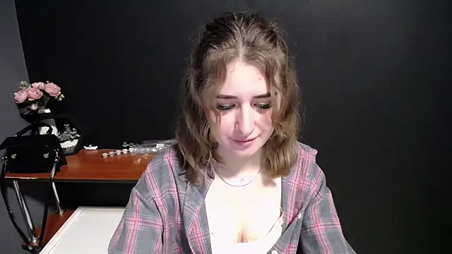 Sunny siren online show from 02-08-26, 02:26