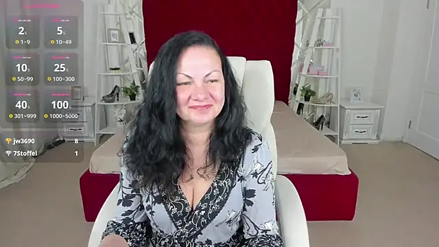 IrissMoon online show from 05-29-26, 05:46