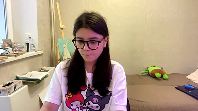 Snapshot of SaintMari chatting on 06-12-26, 02:15 SaintMari online show from 06-12-26, 02:15