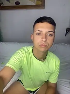 pupihot online show from 02-19-26, 05:32