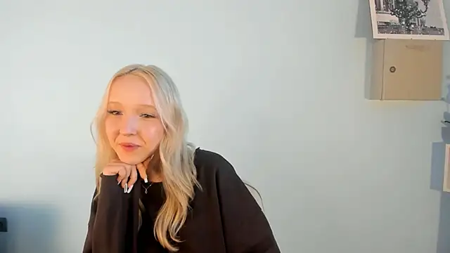 LatrinaNivala online show from 01-16-26, 11:36