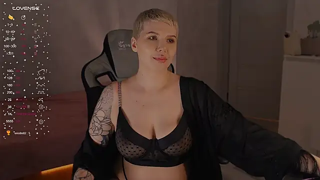 Elise Day online show from 06-16-26, 12:05