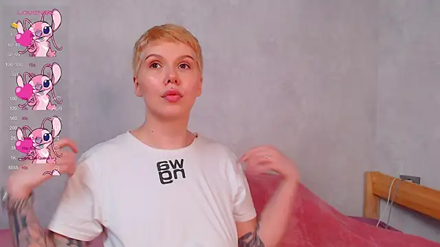 Elise Day online show from 05-21-26, 02:25