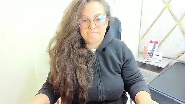 Sarah Boobs  online show from 05-16-26, 03:27