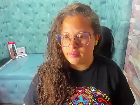 Sarah Boobs  online show from 04-15-26, 03:45