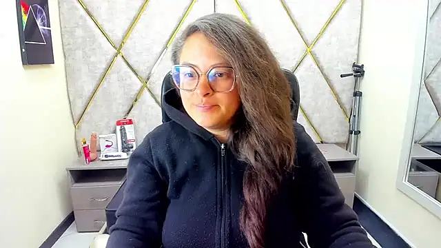 Sarah Boobs  online show from 05-28-26, 03:47