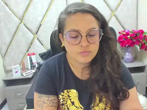 Sarah Boobs  online show from 04-24-26, 03:30