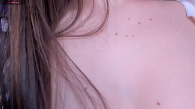 Snapshot of EmilyCarterX chatting on 02-28-26, 11:21 EmilyCarterX online show from 02-28-26, 11:21