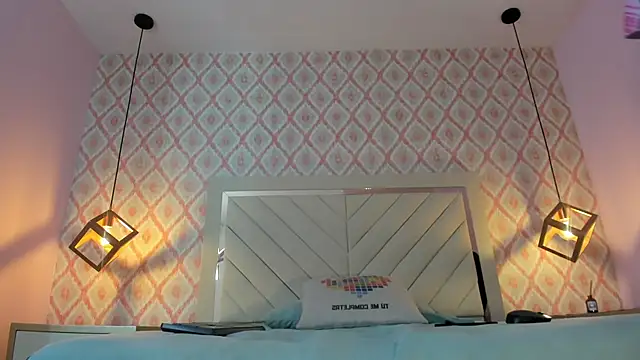 HANA RUSSO online show from 04-11-26, 12:31