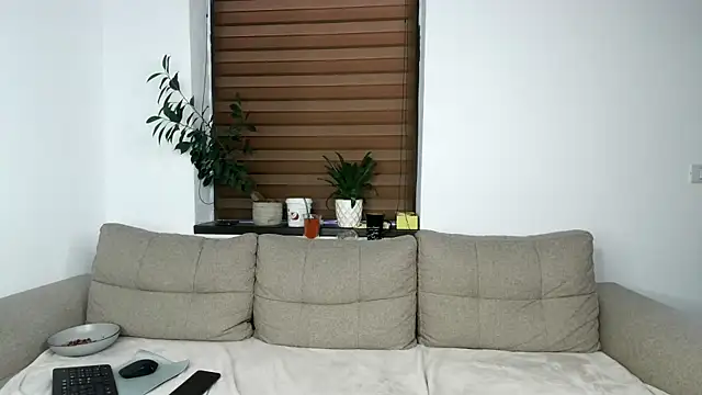 Crista-Elio online show from 05-30-26, 05:07