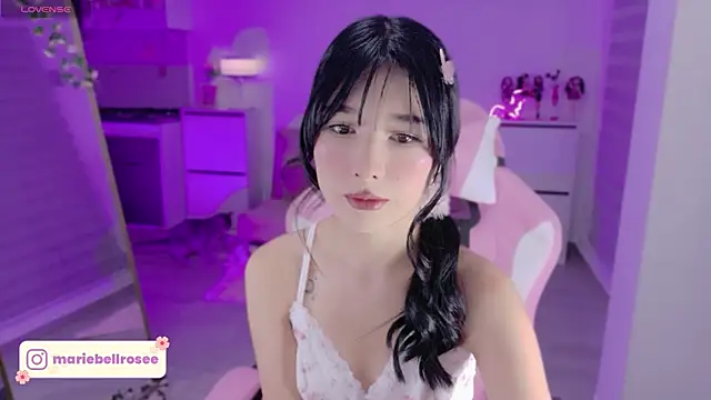Snapshot of Blush_Marie chatting on 05-01-26, 12:15 Blush Marie online show from 05-01-26, 12:15