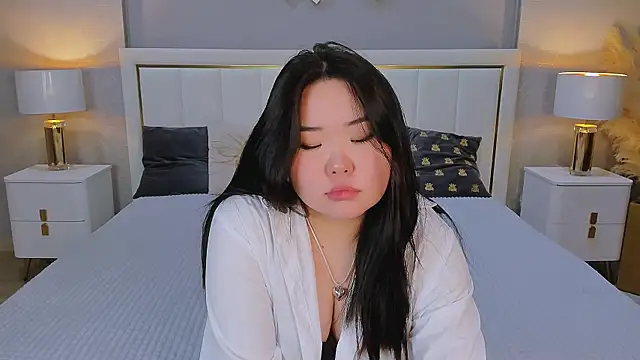 Snapshot of YUMI_G chatting on 02-12-26, 08:52 YUMI G online show from 02-12-26, 08:52