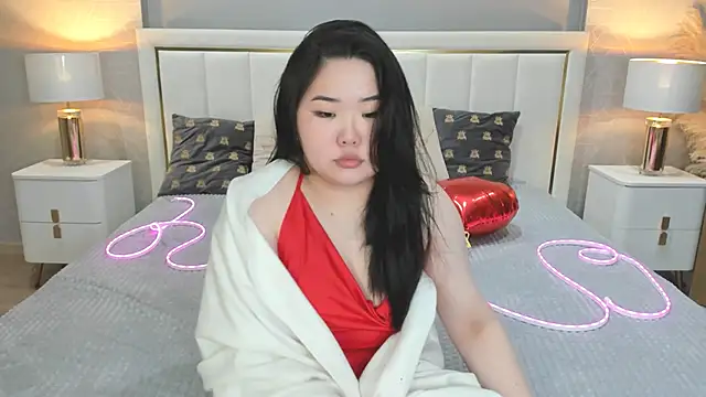 Snapshot of YUMI_G chatting on 02-14-26, 09:26 YUMI G online show from 02-14-26, 09:26