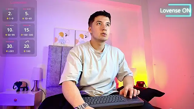 Snapshot of Alexander_Connor chatting on 02-25-26, 07:25 Alexander Connor online show from 02-25-26, 07:25