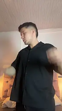 Alexander Connor online show from 04-07-26, 12:18