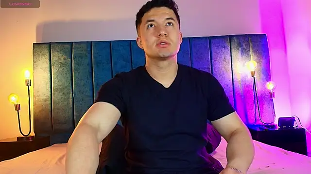 Alexander Connor online show from 04-18-26, 12:07