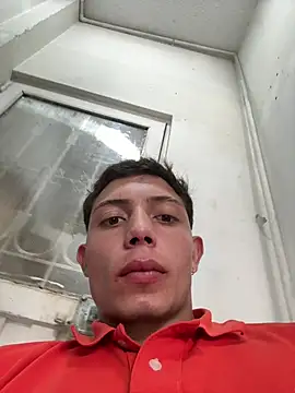 santiObrero online show from 07-10-26, 03:34