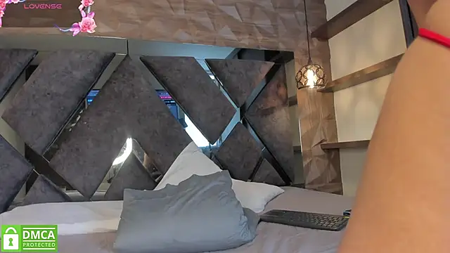 Zamahara Rodriguez online show from 03-25-26, 08:52