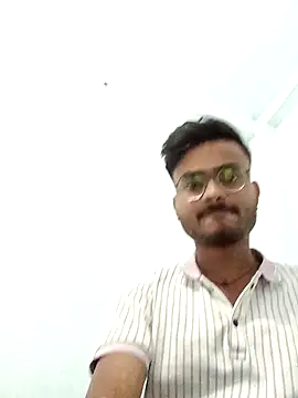 Snapshot of sdgjjkkmm chatting on 03-22-26, 01:31 sdgjjkkmm online show from 03-22-26, 01:31