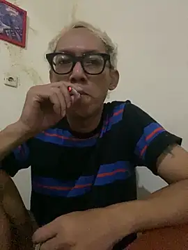 Snapshot of Mrrangen chatting on 02-20-26, 12:29 Mrrangen online show from 02-20-26, 12:29