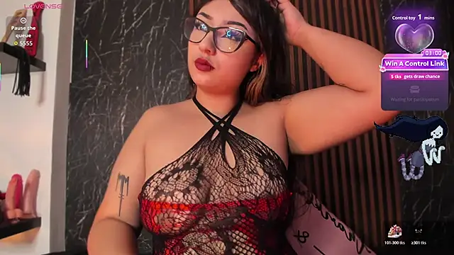 Marilyndackaria  online show from 04-26-26, 12:35