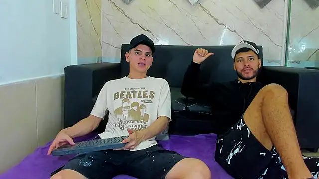 Snapshot of Angel_Villareal chatting on 03-03-26, 04:52 Angel Villareal online show from 03-03-26, 04:52