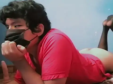 Slutty Femboyy online show from 01-16-26, 05:39