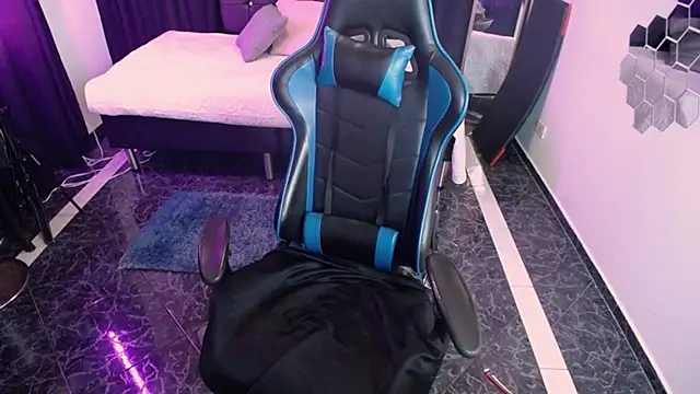 Snapshot of eliana_meaw chatting on 02-04-26, 08:15 eliana meaw online show from 02-04-26, 08:15