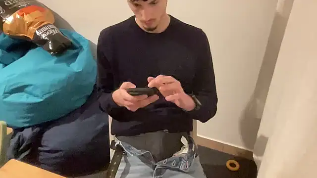 lukee000 online show from 01-17-26, 05:05