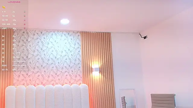 Snapshot of Amira_Alzahra chatting on 02-23-26, 05:09 Amira Alzahra online show from 02-23-26, 05:09