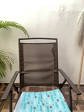 Auri   online show from 04-09-26, 08:04