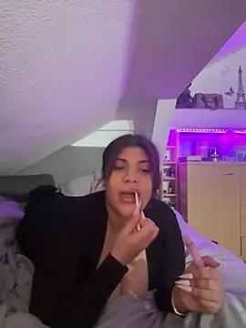 MinaKhalina online show from 01-18-26, 06:11