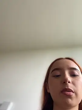 Snapshot of Carithooo chatting on 02-19-26, 07:00 Carithooo online show from 02-19-26, 07:00