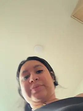 Snapshot of Carithooo chatting on 02-08-26, 09:34 Carithooo online show from 02-08-26, 09:34