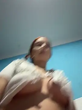 Carithooo online show from 04-11-26, 05:59