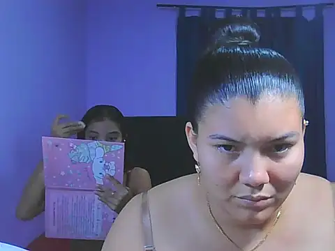 Helena-Paola online show from 02-08-26, 05:05