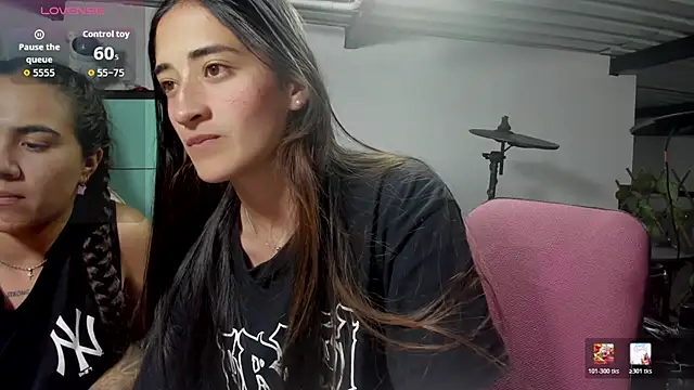 VictoriaHoneyy online show from 06-26-26, 02:28