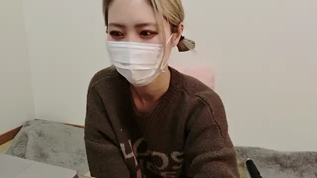 yumi0025 online show from 02-14-26, 12:44