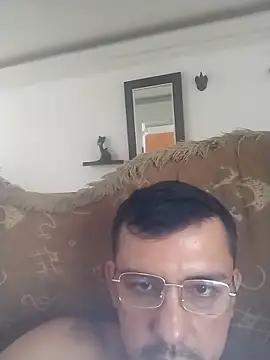 Juanstevan2724 online show from 03-04-26, 08:05