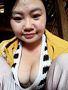 Xunlyon48 online show from 01-18-26, 03:43