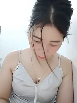 LoveLillyy69 online show from 06-09-26, 01:50