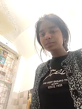 Snapshot of Cute-Natashaa chatting on 02-17-26, 03:48 Cute-Natashaa online show from 02-17-26, 03:48