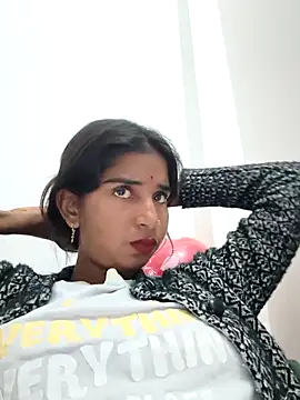 Snapshot of Cute-Natashaa chatting on 02-20-26, 04:09 Cute-Natashaa online show from 02-20-26, 04:09