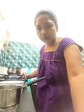 Hot-Tinaa online show from 02-21-26, 03:19