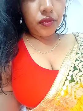 Hot-Tinaa online show from 04-05-26, 10:27