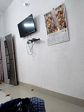 Hot-Tinaa online show from 03-23-26, 07:52