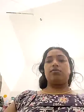 Hot-Tinaa online show from 03-28-26, 02:45