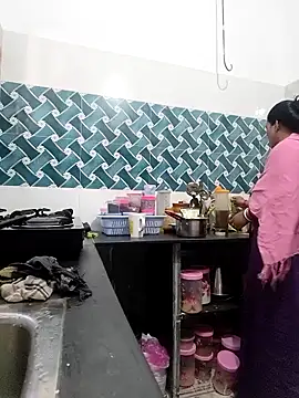 Hot-Tinaa online show from 02-27-26, 02:34