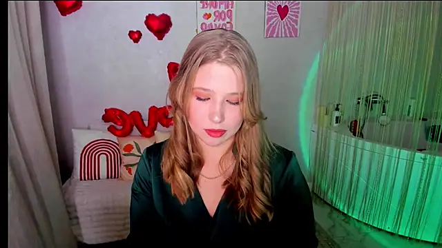 SweetDaylight online show from 02-13-26, 06:41