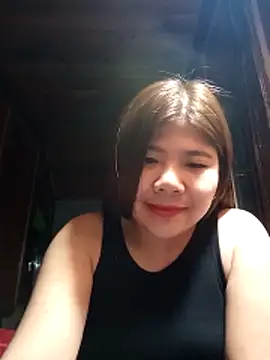 Snapshot of Lioe_koei chatting on 02-14-26, 10:43 Lioe koei online show from 02-14-26, 10:43